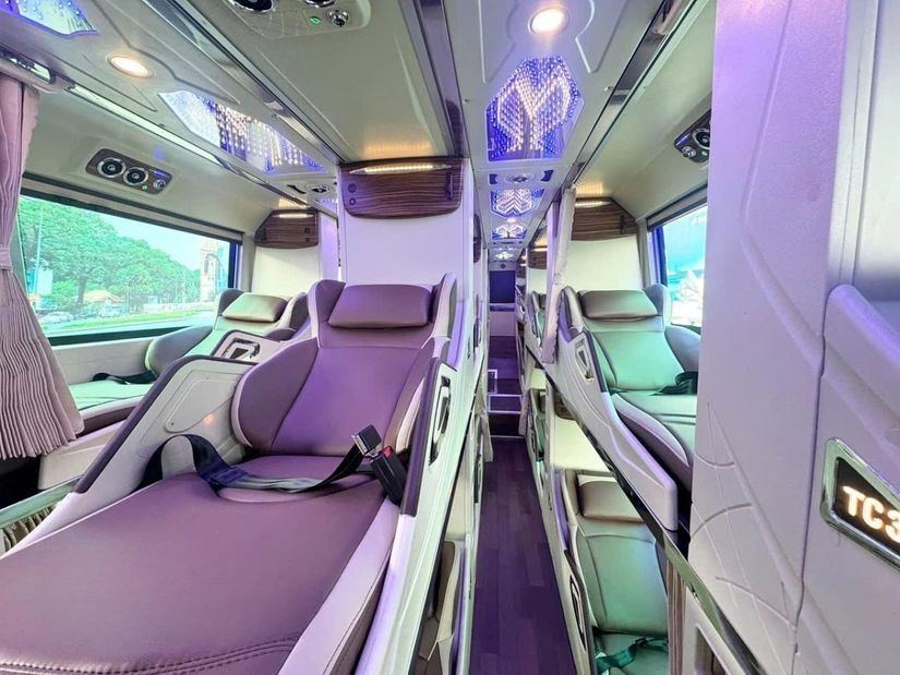 Xe Thành Ban Giường nằm Limousine giường nằm 32 chỗ