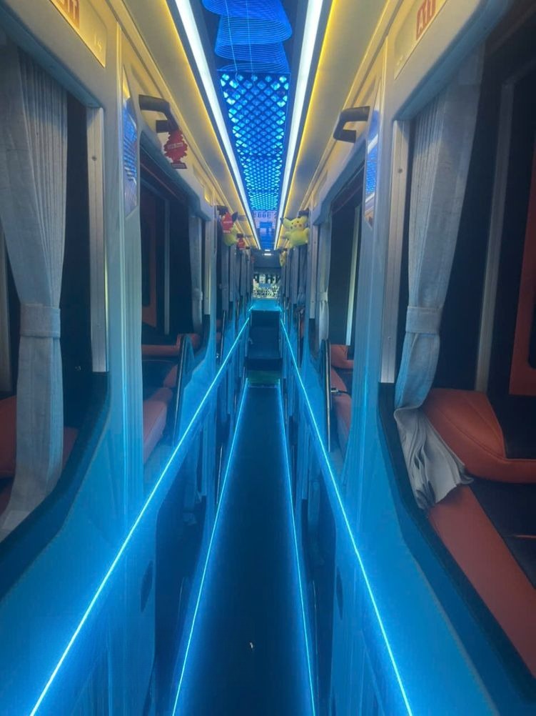 Xe Thành Phát Giường nằm Nội thất Tiện ích Limousine 24 Phòng