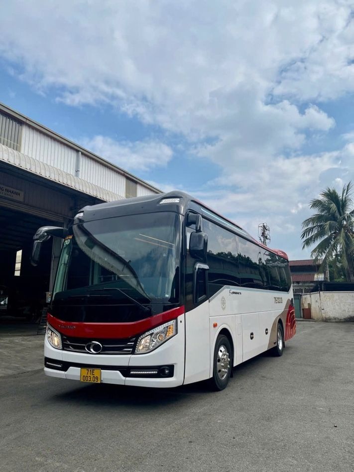 Xe Tiến Đạt (Bến Tre) Ghế ngồi 29 chỗ