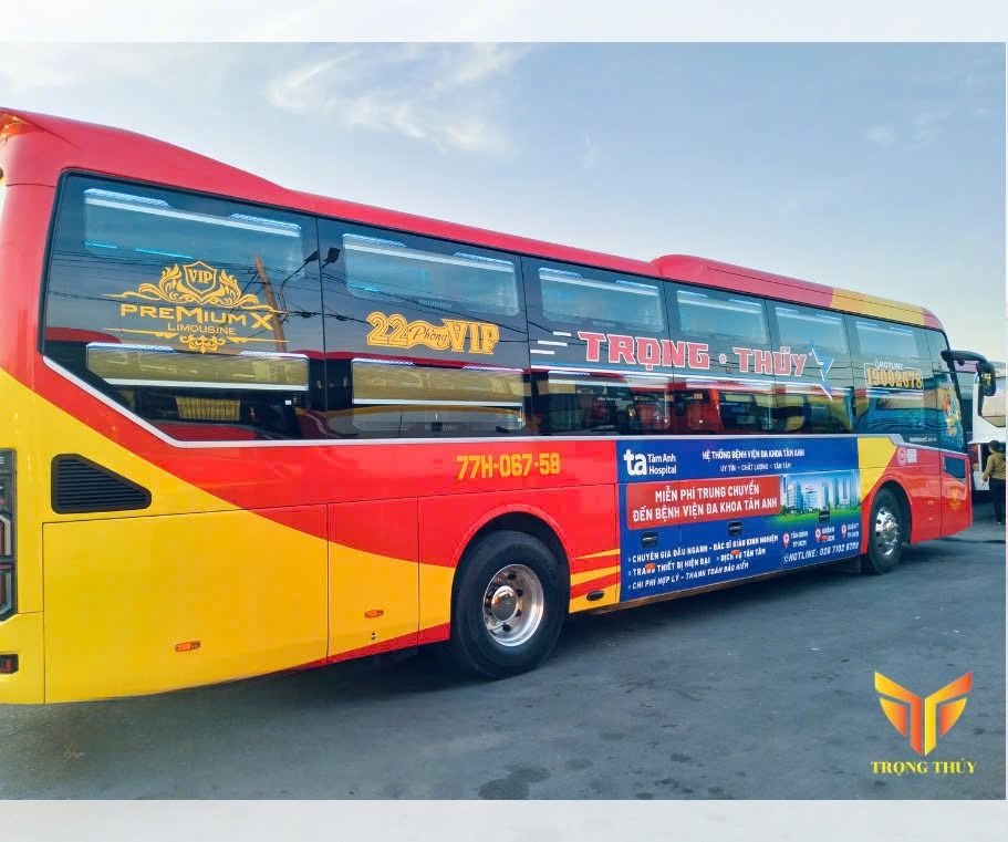 Xe Trọng Thủy Limousine Mặt sau xe Bên hông xe 