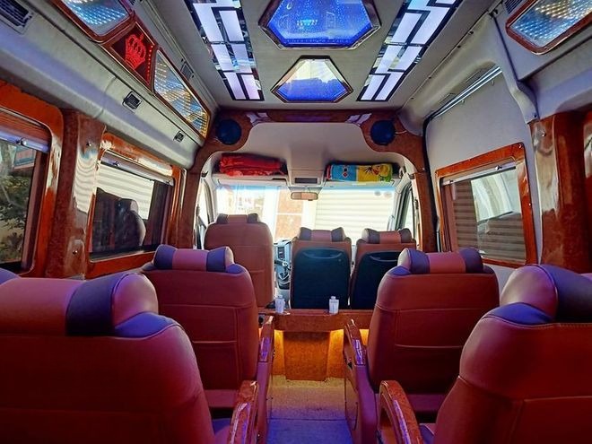 Xe Xuân Tráng Limousine Tiện ích 