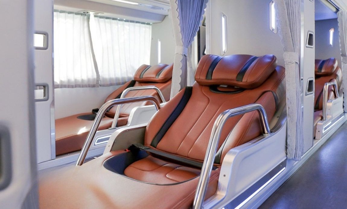 Xe Minh Trí Limousine Giường nằm Tiện ích Limousine 34 Phòng Đơn
