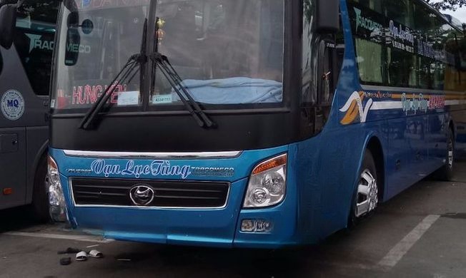 Xe Vạn Lục Tùng Mặt trước xe Giường nằm 46 chỗ