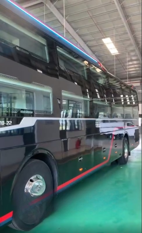 Xe Sâm Hương Bên hông xe Limousine 22 phòng (WC)