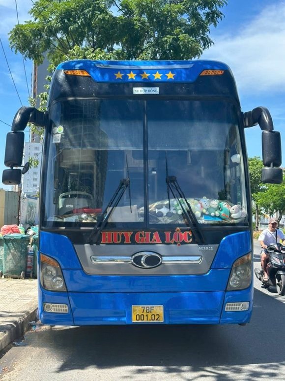 Xe Gia Lộc Mặt trước xe Giường nằm 40 chỗ