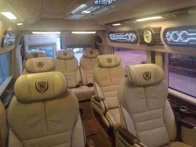 Xe Lovabus Nội thất Limousine 9 chỗ