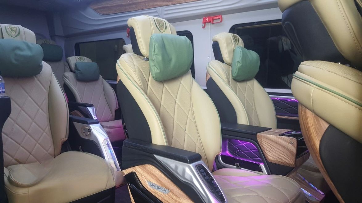 Xe Online Travel Limousine Ghế ngồi Tiện ích Nội thất Limo 10 ghế