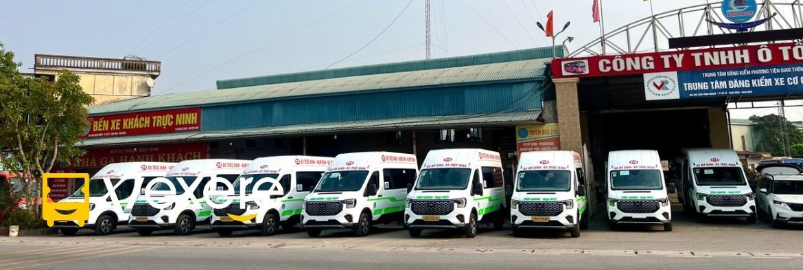 Xe Lovabus Mặt trước xe Bên hông xe Limousine 16 chỗ 