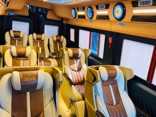 Xe Tuấn Anh (Gia Lai) Ghế ngồi Tiện ích Nội thất Limousine 9 chỗ
