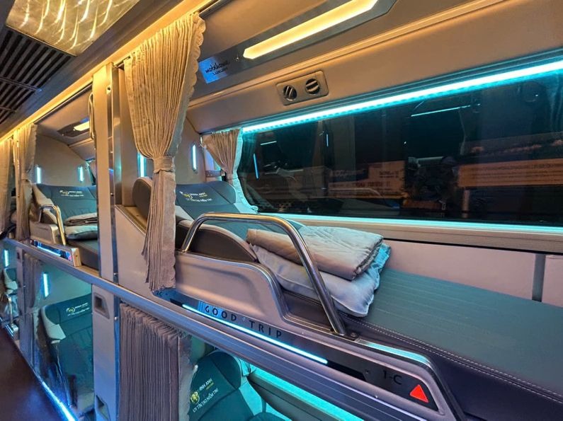 Xe Minh Anh Giường nằm Nội thất Tiện ích Limousine 34 giường