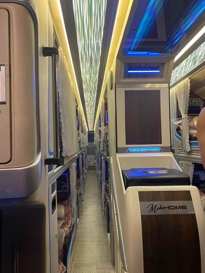 Xe Mạnh Cường (Sơn La) Nội thất Limousine giường nằm 34 chỗ
