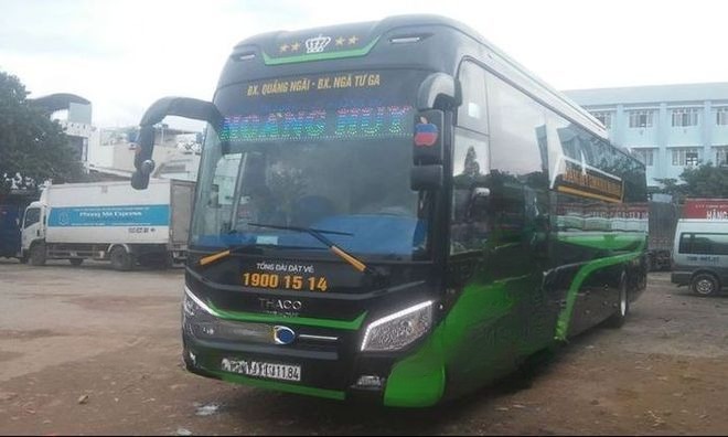 Xe Hoàng Huy (Quảng Ngãi) Bên hông xe Giường nằm 44 chỗ