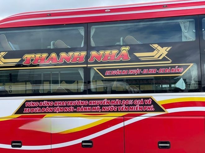 Xe Thanh Nhã Bên hông xe Giường nằm 44 chỗ
