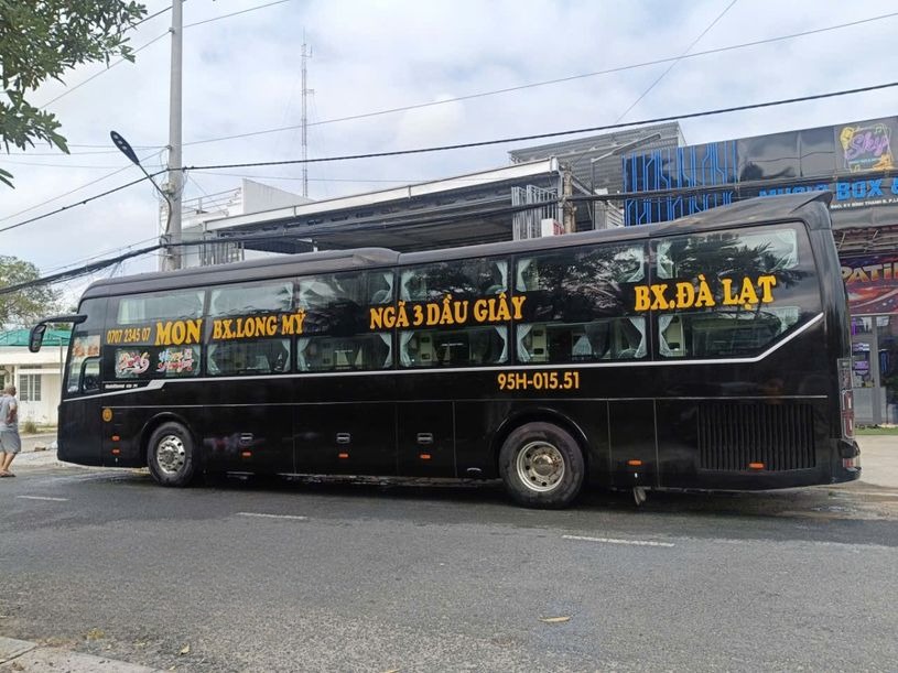 Xe Mon Bên hông xe Giường nằm 34 chỗ