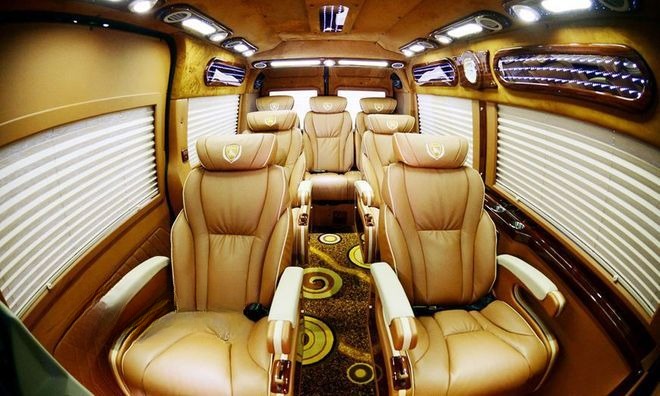 Xe SANI Express Ghế ngồi Tiện ích Nội thất Limousine 9 chỗ 