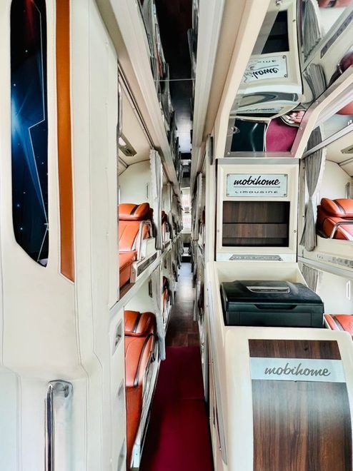 Xe Phượng Thu Nội thất Tiện ích Limousine giường nằm 34 chỗ