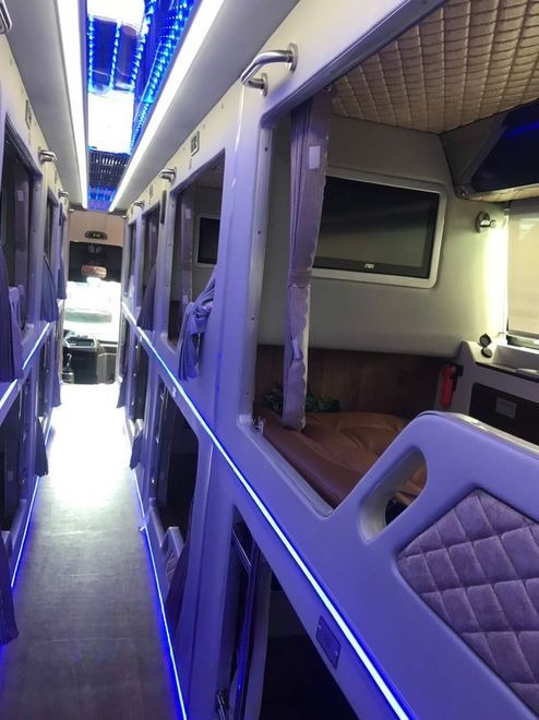 Xe Hải Sơn Nội thất Tiện ích Limousine giường phòng 20 chỗ 
