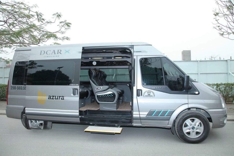 Xe Bắc Ninh Limousine Bên hông xe Nội thất Limousine 9 chỗ