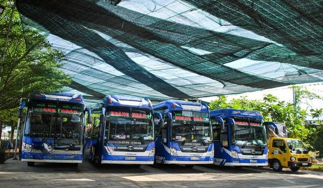 Xe Lovabus Mặt trước xe Giường nằm 43 chỗ