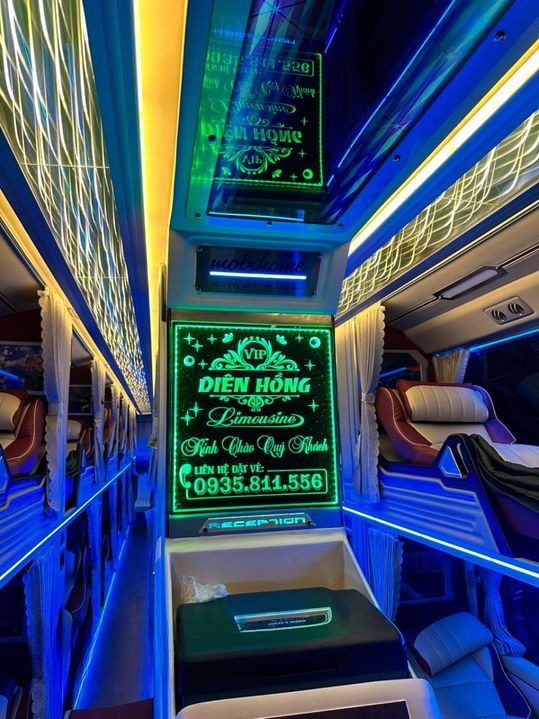 Xe Diên Hồng (Đà Nẵng) Nội thất Limousine 34 phòng