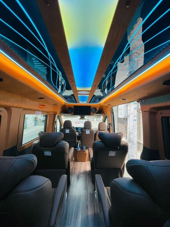 Xe G5Car Ghế ngồi Tiện ích Nội thất Limousine 9 chỗ