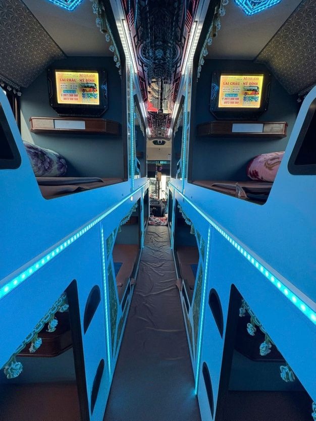 Xe Minh Anh Lai Châu Nội thất Limousine 20 phòng