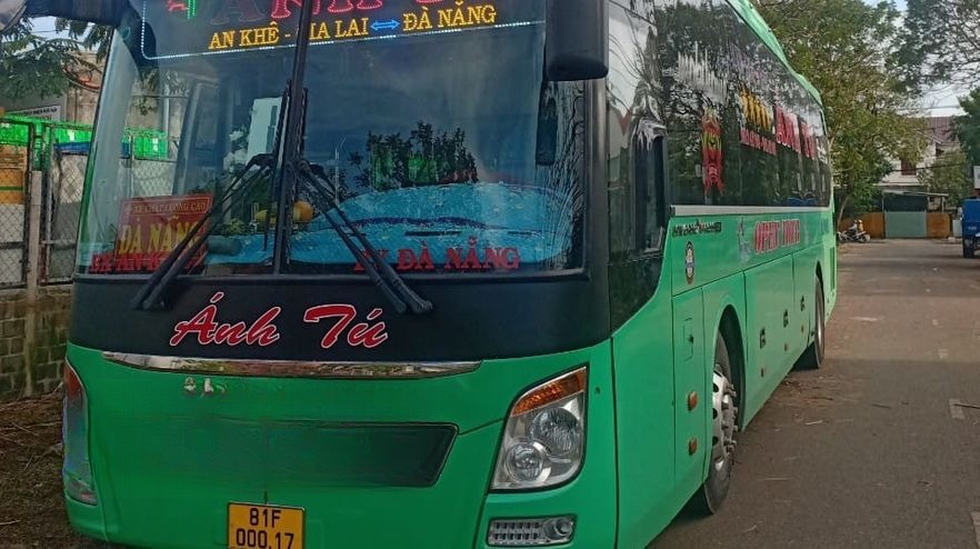 Ánh Tú
