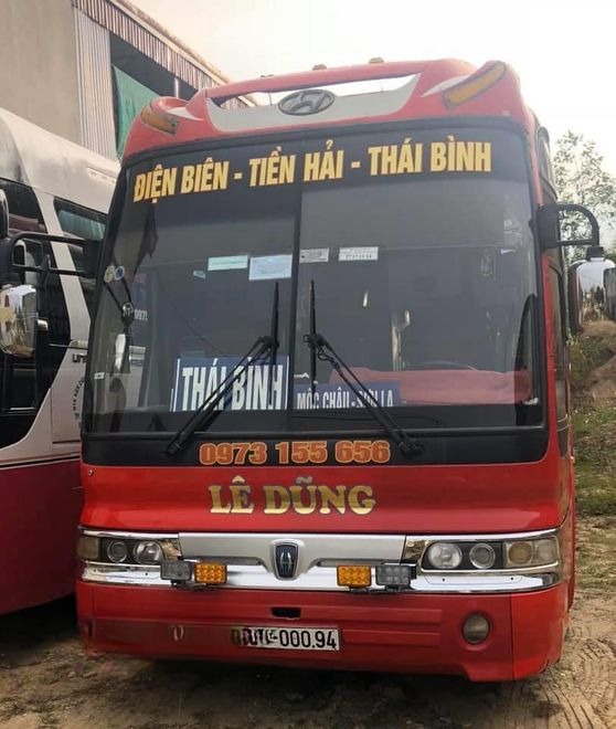 Xe Lê Dũng Mặt trước xe Giường nằm 41 chỗ