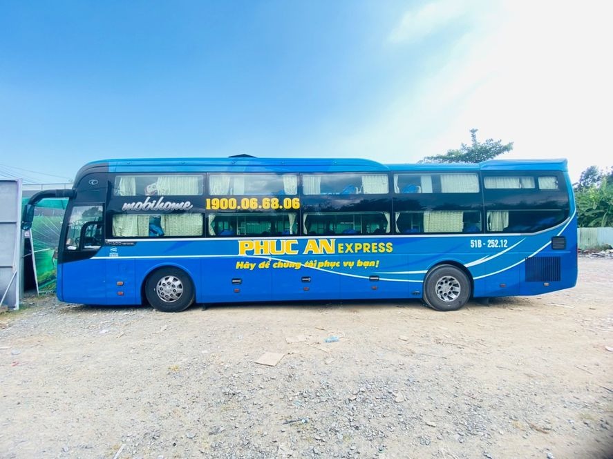Xe Phúc An Express Bên hông xe Giường nằm 40 chỗ (new)