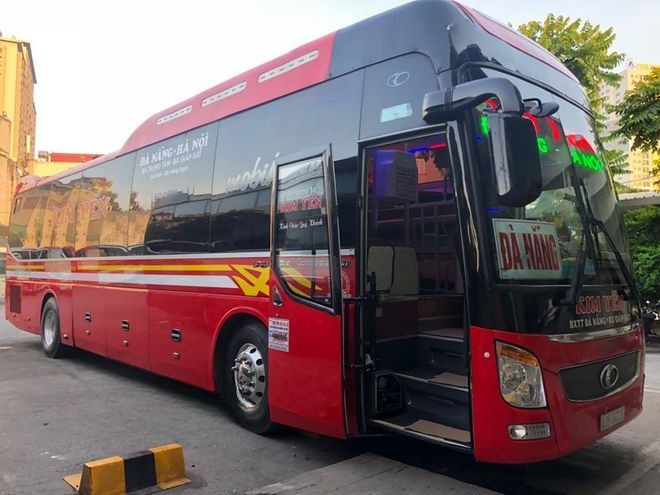 Xe Kim Yến (Đà Nẵng) Bên hông xe Giường nằm 42 chỗ