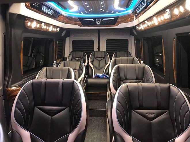 Xe Philip Travel Ghế ngồi Tiện ích Nội thất Limousine 12 chỗ