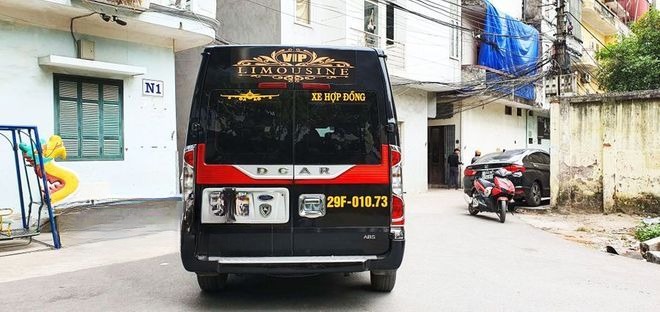 Xe Mộc Châu Limousine Mặt sau xe Limousine 9 chỗ