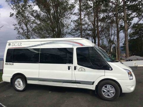 Xe Minh Trí Limousine - Đà Lạt Bên hông xe Limousine 9 chỗ