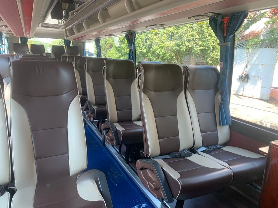 Xe Đan Anh Ghế ngồi Nội thất Tiện ích Ghế ngồi 29 chỗ 