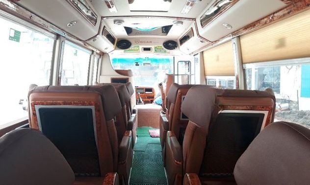 Xe Lovabus Ghế ngồi Tiện ích Nội thất Limousine 15 chỗ