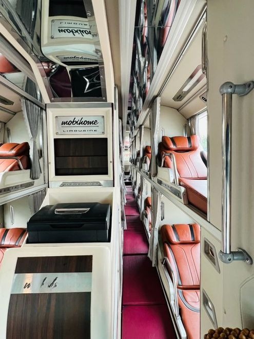 Xe Phượng Thu Nội thất Tiện ích Limousine giường nằm 34 chỗ