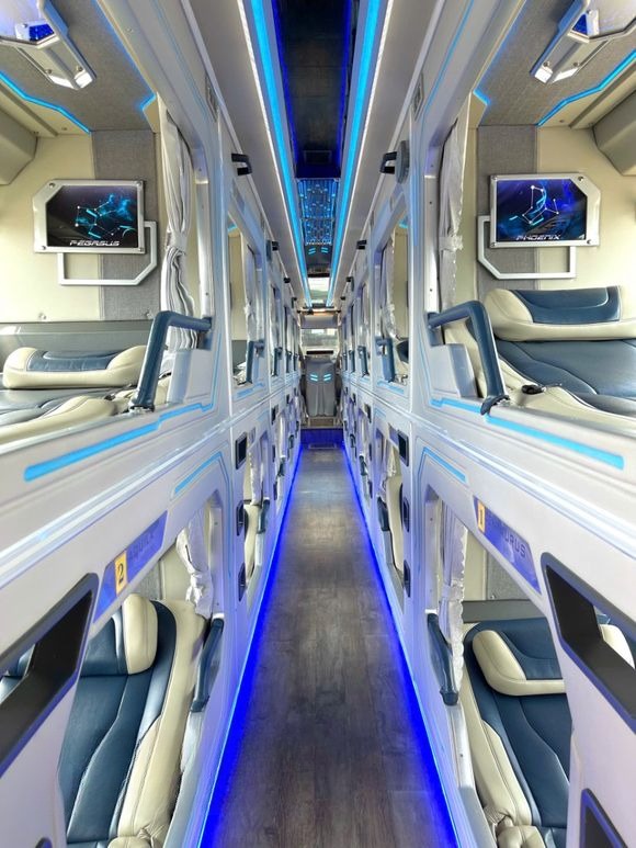 Xe Việt Lào (Đà Nẵng) Giường nằm Nội thất Limousine 22 Phòng