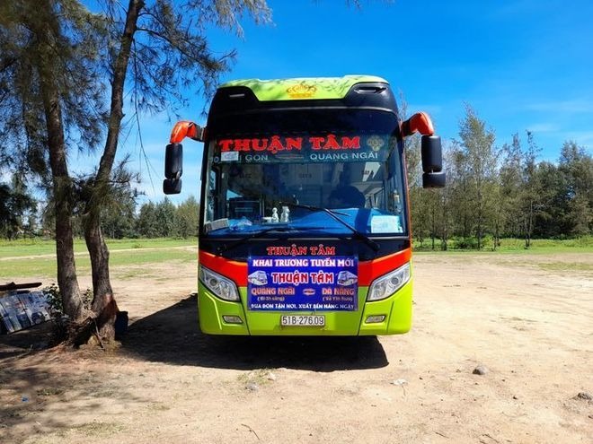 Xe Thuận Tâm Mặt trước xe Giường nằm 46 chỗ