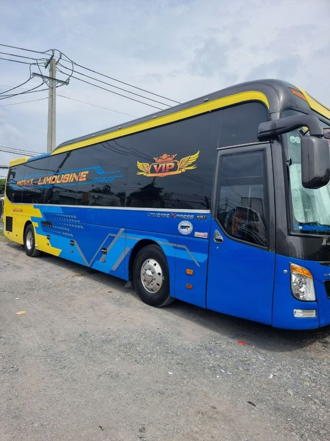 Xe Thiên Lộc Mặt trước xe Bên hông xe 