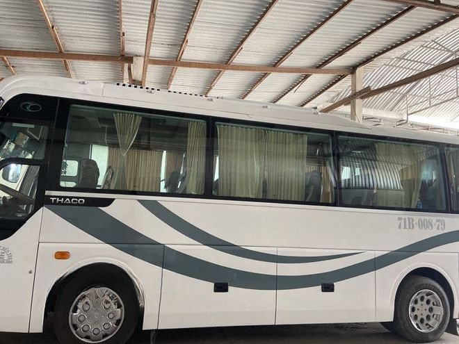 Xe Bảo Quỳnh Bên hông xe Ghế ngồi 29 chỗ (Thaco)