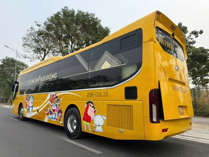 Xe Minh Châu Limousine undefined