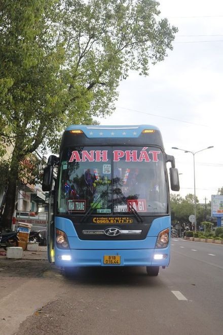 Xe Anh Phát Mặt trước xe Giường nằm 44 chỗ