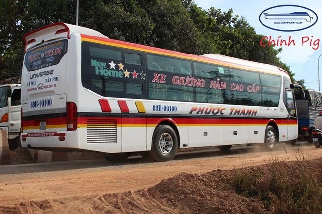 Xe Phước Thành - Thanh Tuấn Mặt sau xe Bên hông xe Giường nằm 44 chỗ