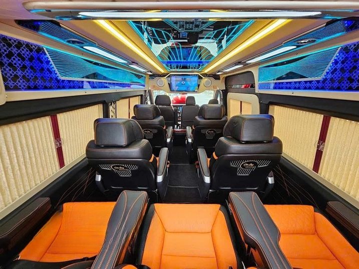 Xe Anh Tùng Limousine Tiện ích Nội thất Limousine 9 chỗ