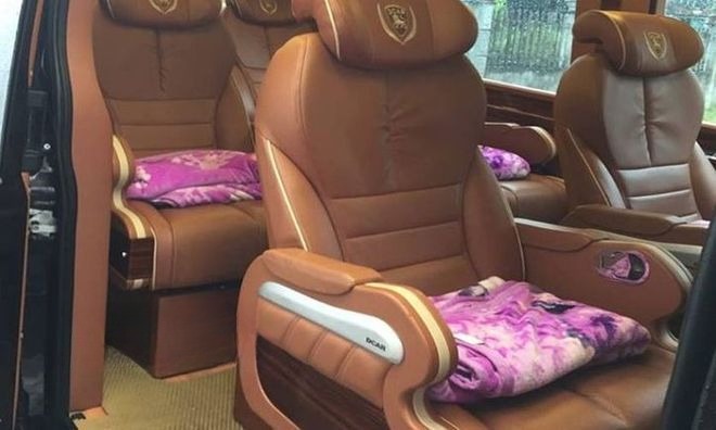 Limousine 9 chỗ Trọng Tín Limousine