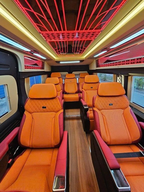 Xe Đức Lộc Limousine Tiện ích Nội thất Limousine 9 chỗ