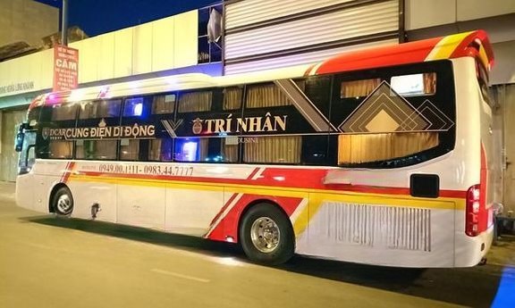 Xe Trí Nhân Bên hông xe Limousine Giường Phòng 22 Chỗ