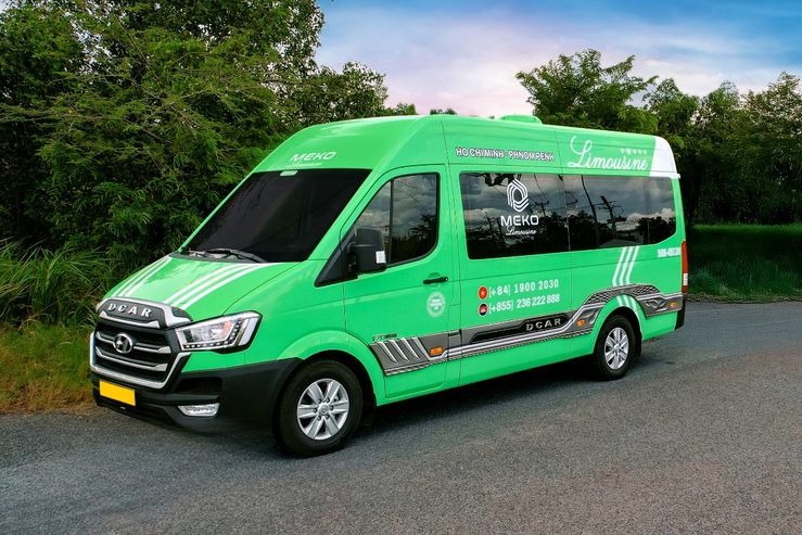 Xe MEKO Limousine Bên hông xe Mặt trước xe Limousine 9 chỗ
