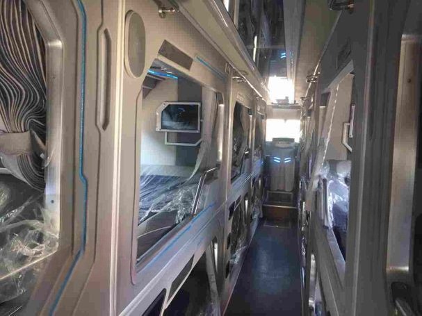 Xe Lovabus Giường nằm Nội thất Limousine giường phòng 22 chỗ