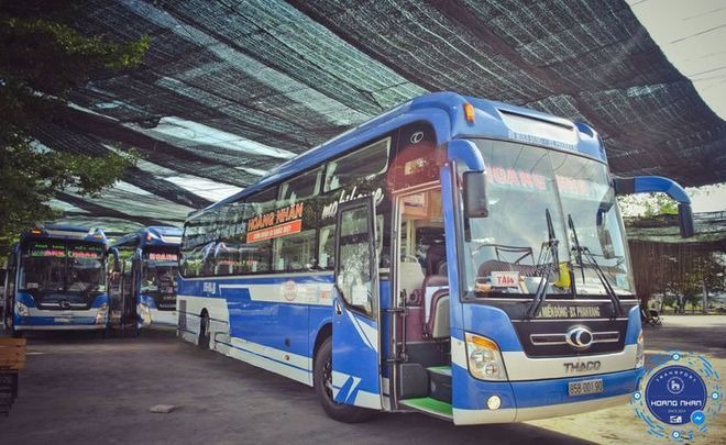 Xe Lovabus Mặt trước xe GIường nằm 43 chỗ (190, 204)